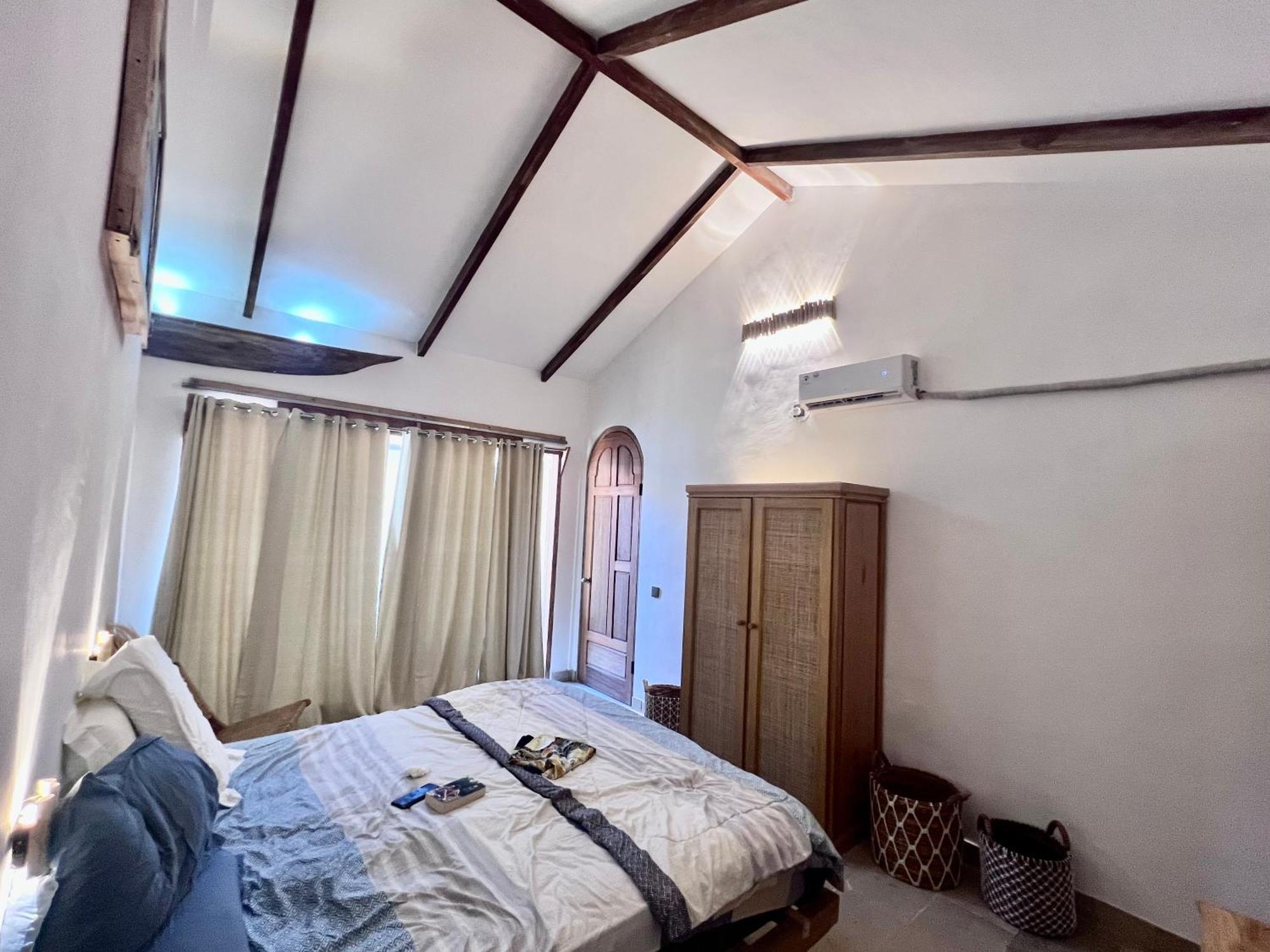 Отель Lances Right Surfhouse Katiet Экстерьер фото