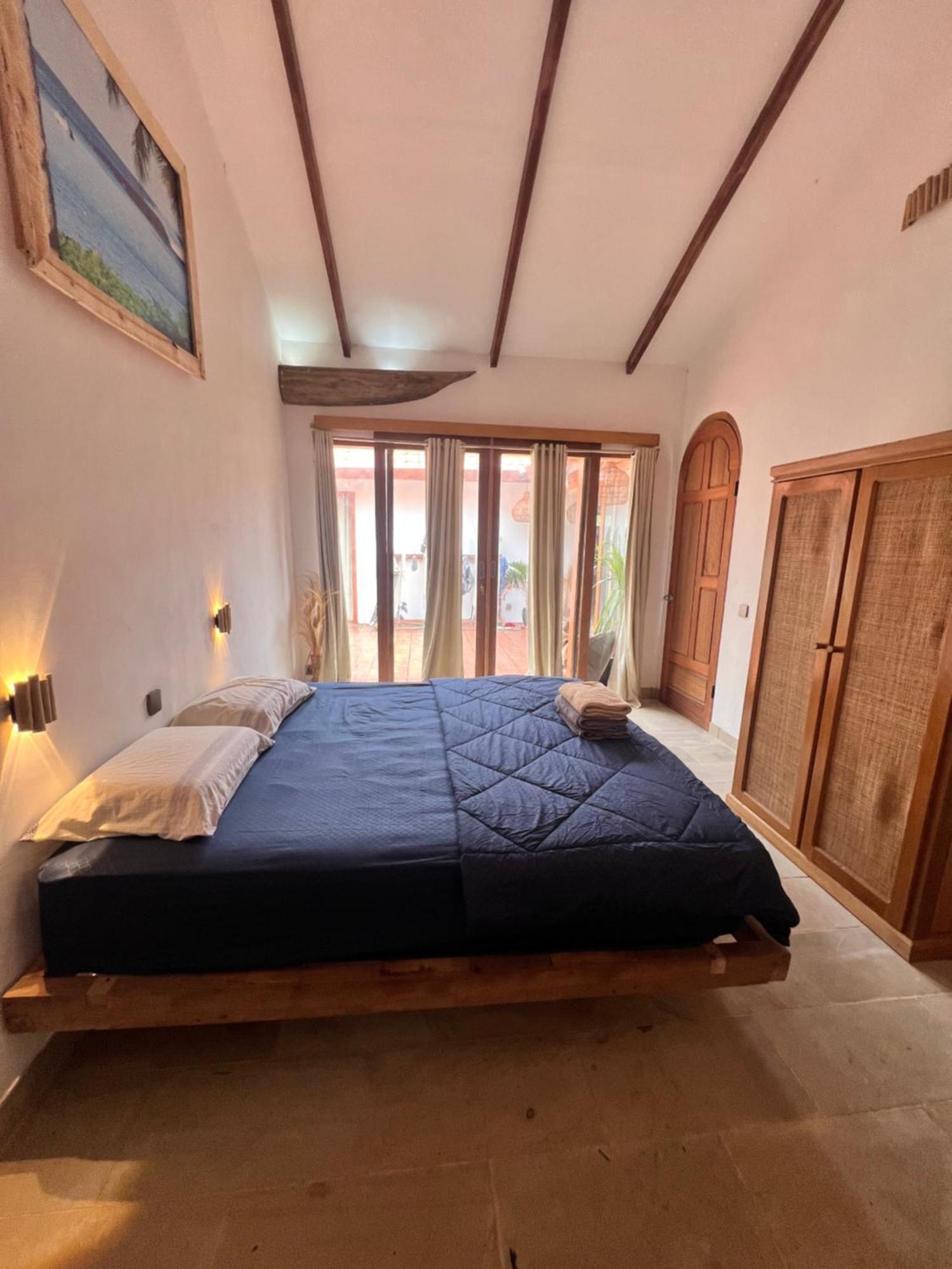 Отель Lances Right Surfhouse Katiet Экстерьер фото