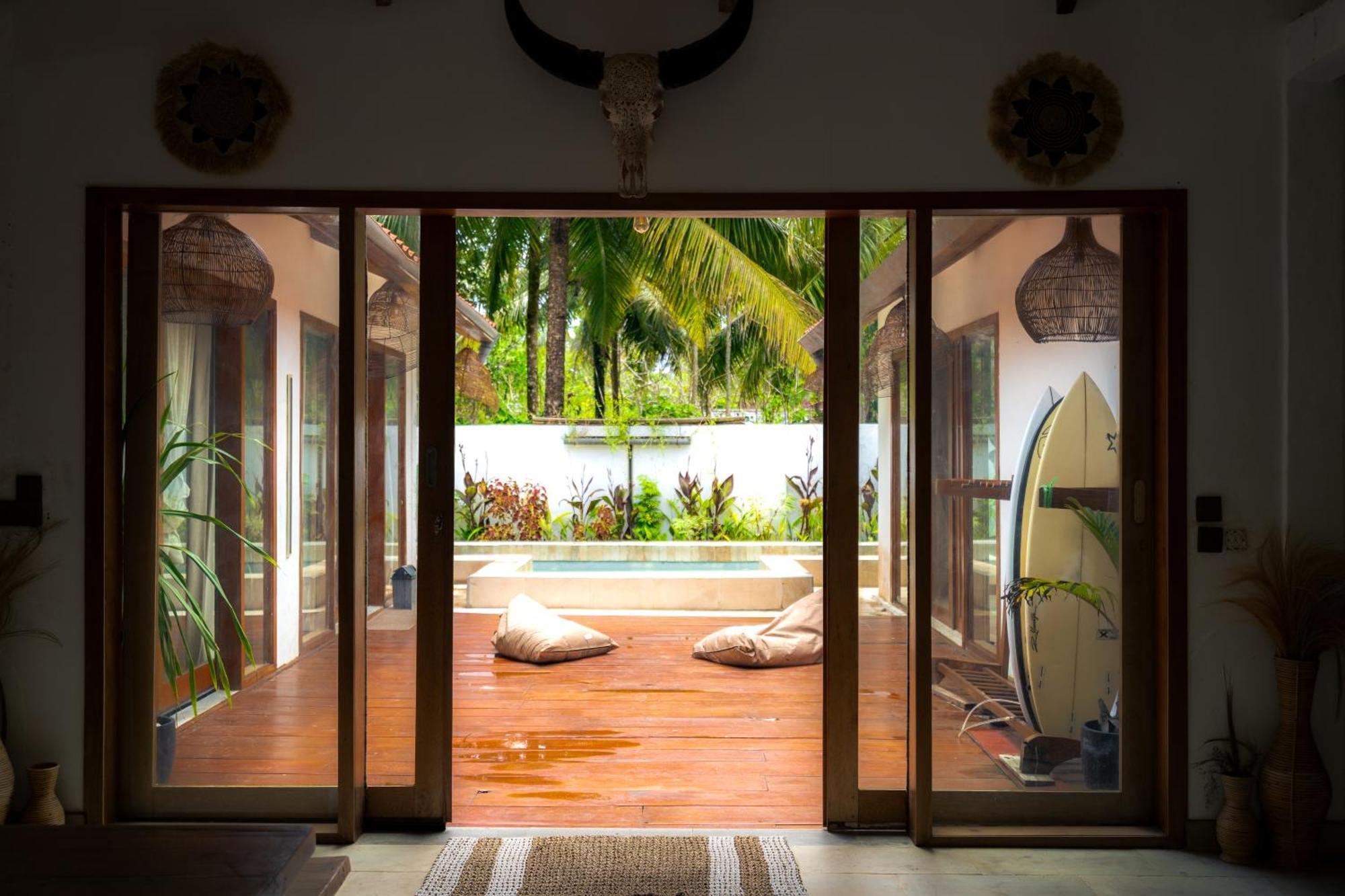 Отель Lances Right Surfhouse Katiet Экстерьер фото